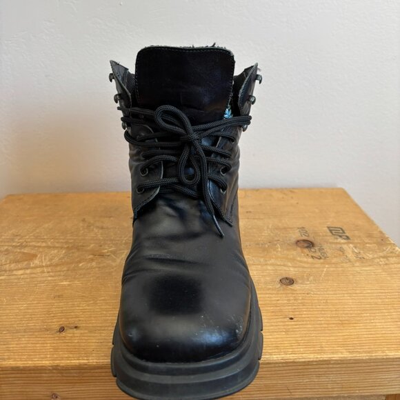 Black square toes ankle boots - Picture 3 of 5